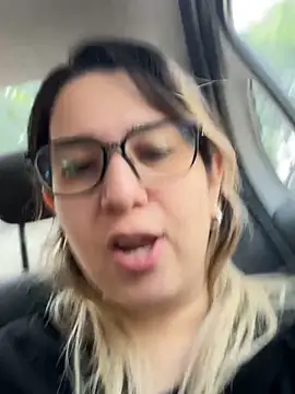 amooraaamoon online show from 11.04.25