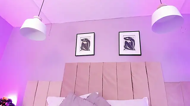 April bowie online show from 03.01.25