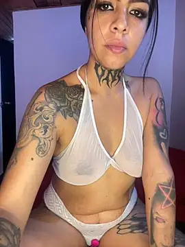 AbbyFtLuna online show from 02.16.25