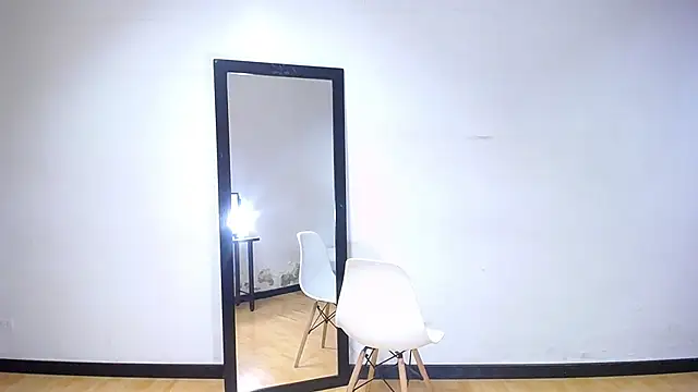 Snapshot of exotic_karmella chatting on 01.24.25 exotic karmella online show from 01.24.25