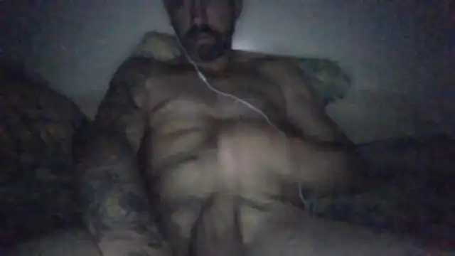 Snapshot of vinzz49 chatting on 11.25.25 vinzz49 online show from 11.25.25