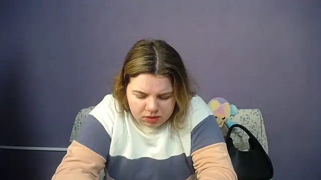 so shy online show from 04.02.26