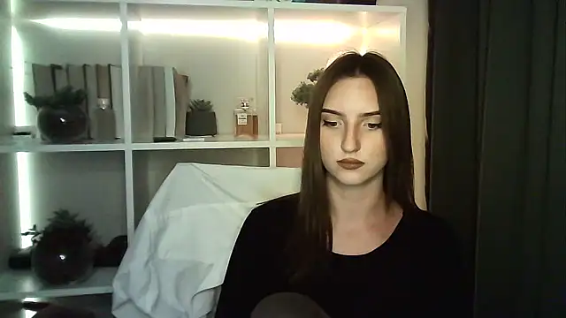 Snapshot of X_Alisa chatting on 09.14.25 X Alisa online show from 09.14.25