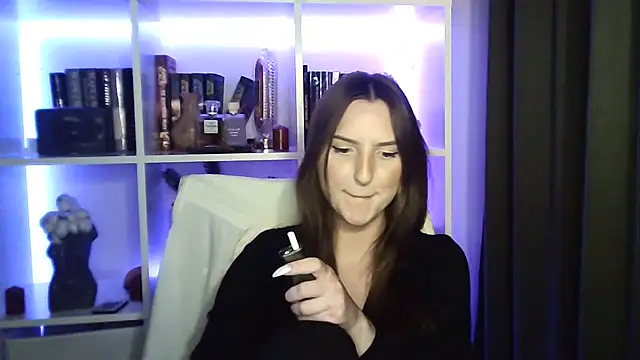 Snapshot of X_Alisa chatting on 02.19.26 X Alisa online show from 02.19.26