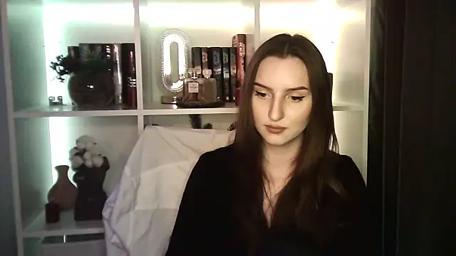 Snapshot of X_Alisa chatting on 04.17.26 X Alisa online show from 04.17.26