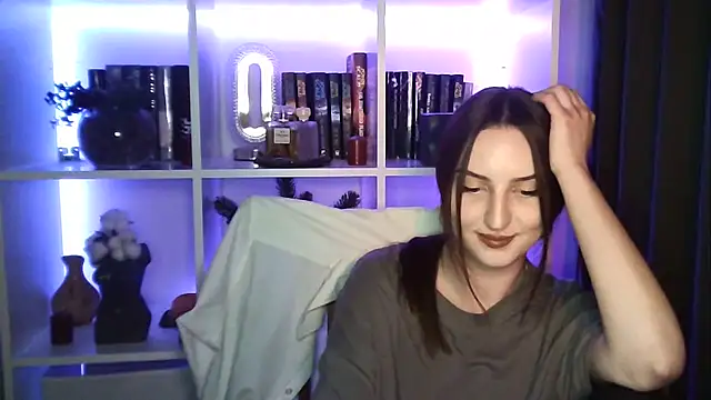 Snapshot of X_Alisa chatting on 04.25.26 X Alisa online show from 04.25.26