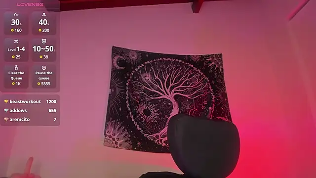 AramJoness online show from 12.24.24