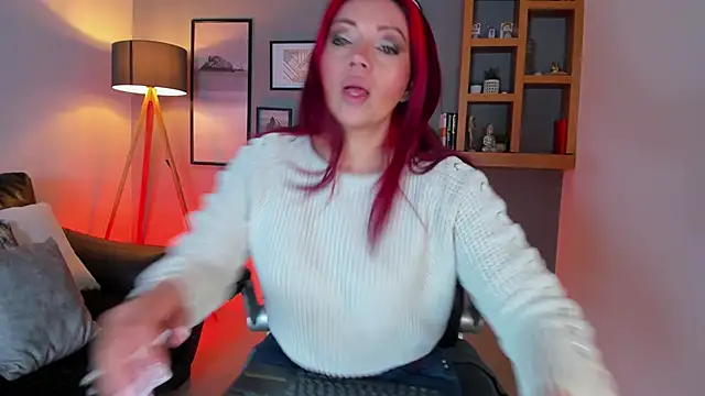 helenaduque  online show from 09.10.25