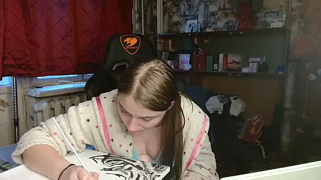 Snapshot of ElenaMaeer chatting on 12.03.24 ElenaMaeer online show from 12.03.24