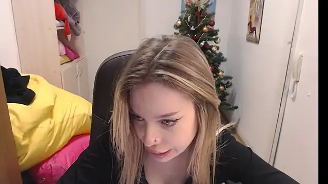 HeyDoraa online show from 01.10.25