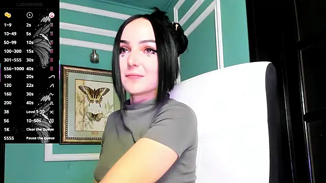 Snapshot of 1Munique chatting on 03.20.25 1Munique online show from 03.20.25