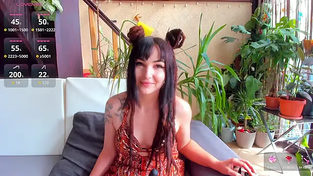 Snapshot of 1Munique chatting on 09.11.25 1Munique online show from 09.11.25