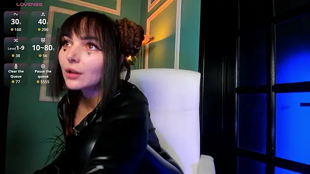 Snapshot of 1Munique chatting on 11.09.25 1Munique online show from 11.09.25