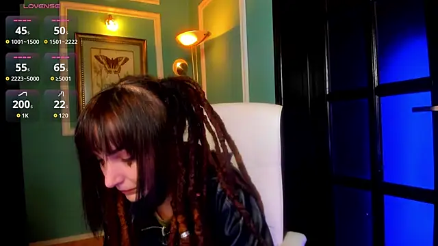 Snapshot of 1Munique chatting on 11.16.25 1Munique online show from 11.16.25