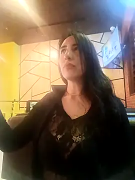 christine-x online show from 09.18.25