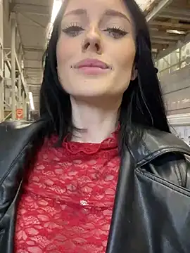 Snapshot of Melissa_crazy chatting on 12.20.24 Melissa crazy online show from 12.20.24