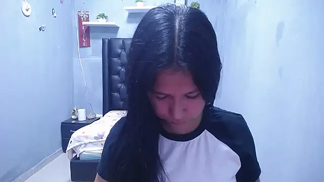 Letty Plugxo online show from 03.10.26