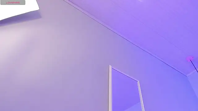 ScarletGV online show from 12.17.25