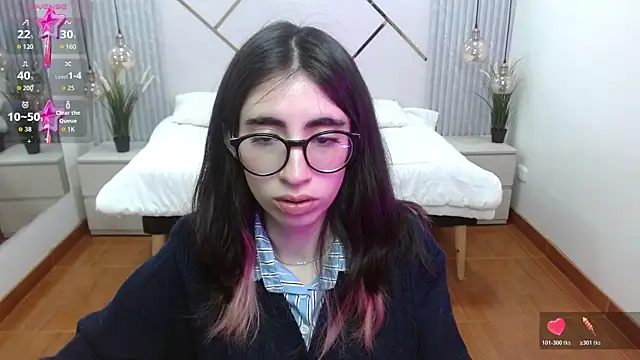 Snapshot of LenaRoses chatting on 11.13.25 LenaRoses online show from 11.13.25