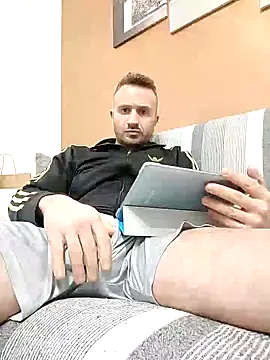 Snapshot of gilera250s chatting on 01.08.25 gilera250s online show from 01.08.25