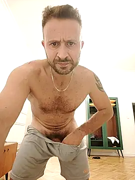 Snapshot of gilera250s chatting on 09.27.25 gilera250s online show from 09.27.25