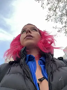 RiriRoseey online show from 01.30.25