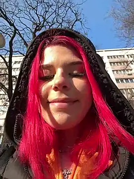 RiriRoseey online show from 02.12.25