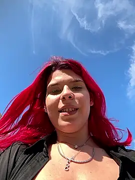 RiriRoseey online show from 03.07.25