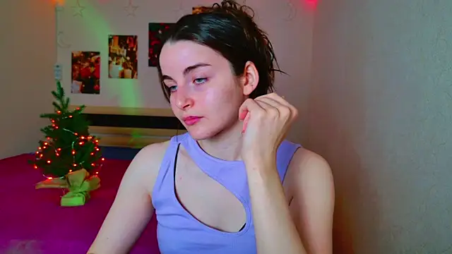 Miss Arwen online show from 12.16.24