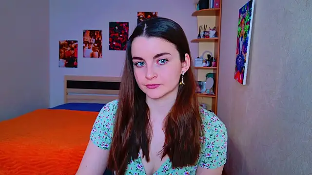 Miss Arwen online show from 03.05.25