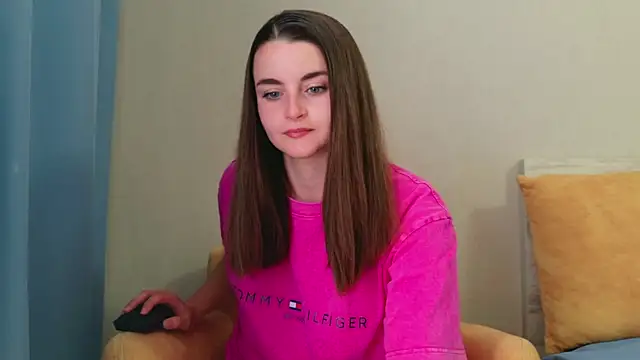 Miss Arwen online show from 04.22.26