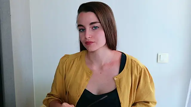 Snapshot of Miss_Arwen chatting on 06.18.26 Miss Arwen online show from 06.18.26