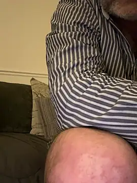 Shyboy817 online show from 02.04.26