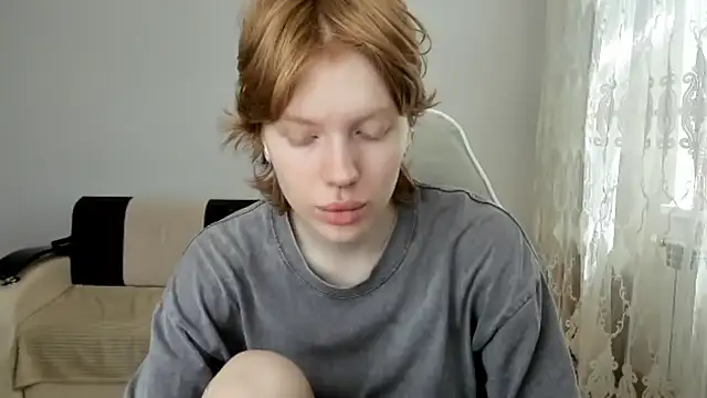 Snapshot of StellaDavis chatting on 06.20.26 StellaDavis online show from 06.20.26