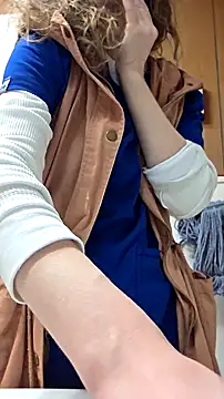 AriellaTaylor online show from 02.22.25