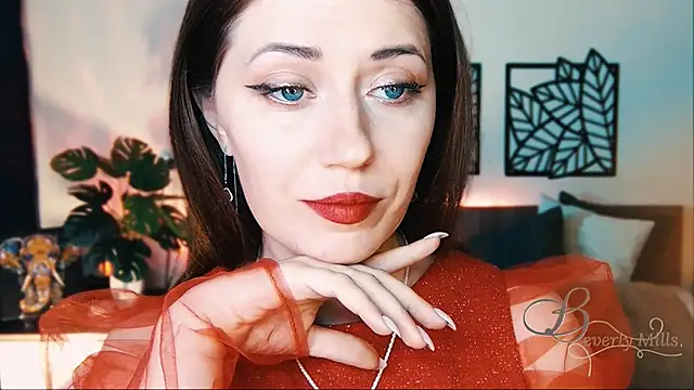 MissBeverlyMills online show from 02.16.25