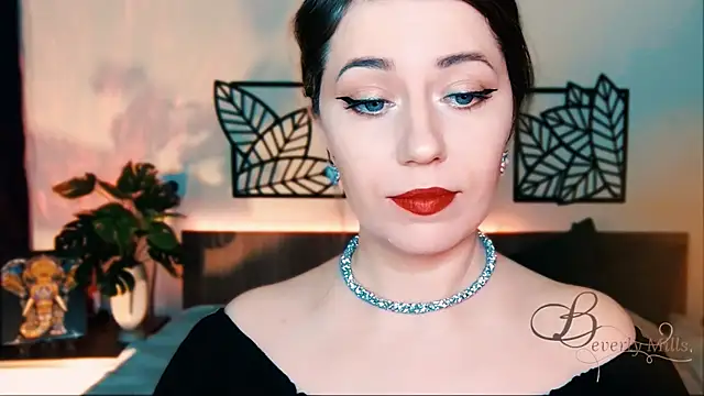 MissBeverlyMills online show from 02.27.25