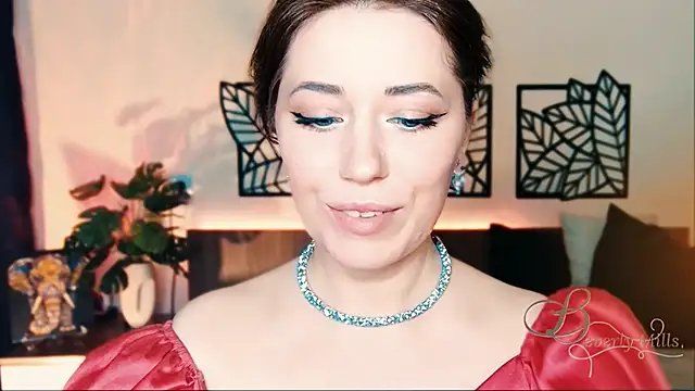 MissBeverlyMills online show from 03.05.25