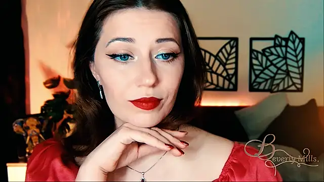 MissBeverlyMills online show from 03.15.25