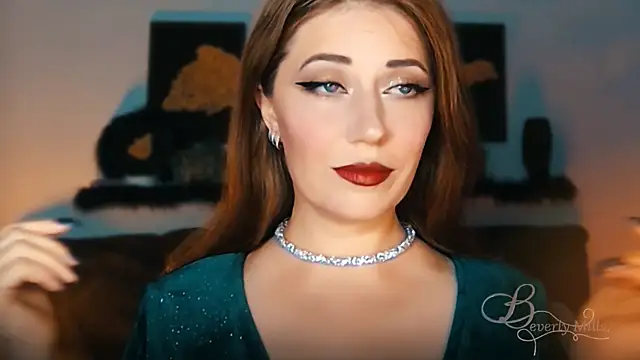 MissBeverlyMills online show from 09.18.25