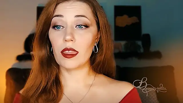 MissBeverlyMills online show from 10.02.25