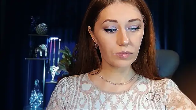 MissBeverlyMills online show from 04.14.26