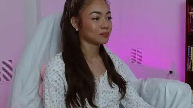 hantonella  online show from 11.20.25