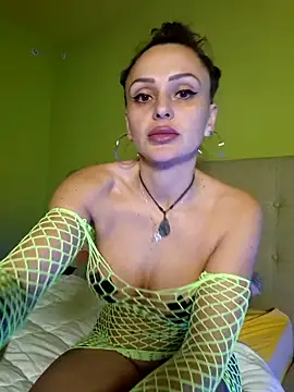 Snapshot of dolcevita002 chatting on 02.03.26 dolcevita002 online show from 02.03.26