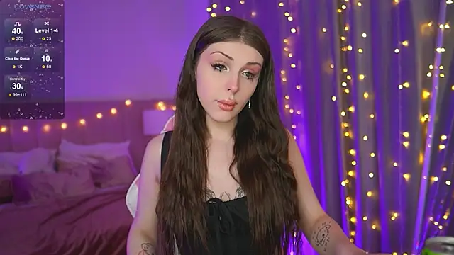 Snapshot of Lala_Land_ chatting on 12.14.24 Lala Land online show from 12.14.24