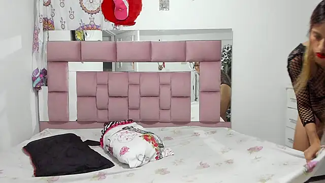 bigcock iris08 online show from 12.13.24