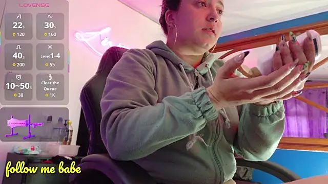 Lina23  online show from 10.20.25