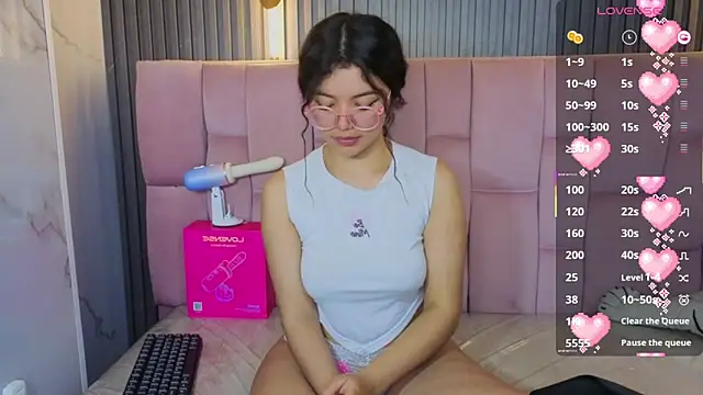 victoria castillo b online show from 12.17.25