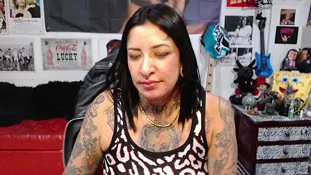 Rollyderolandia666 online show from 02.13.25