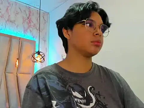 Snapshot of Emmapark_ chatting on 02.27.25 Emmapark online show from 02.27.25